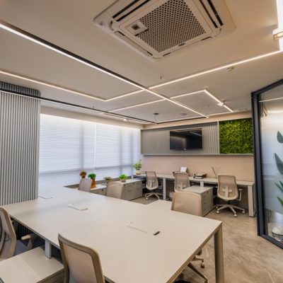 HOLDING - SALA DE GENTE